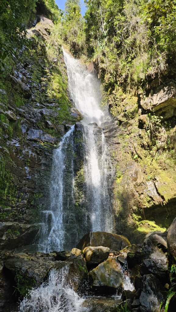 Cascada la esmeralda